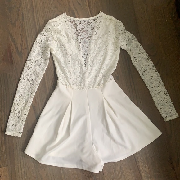 NWOT All Good Things Lace Romper Size S - Picture 3 of 7